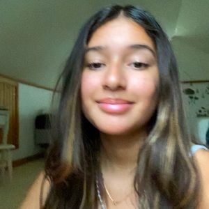 Meet your Posher, Lily